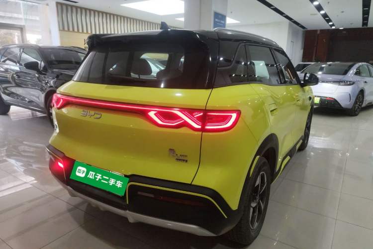 Used BYD Yuan UP 2025 Intelligent Driving Version 401 km Beyond-Range Edition Rear Right 45 Deg