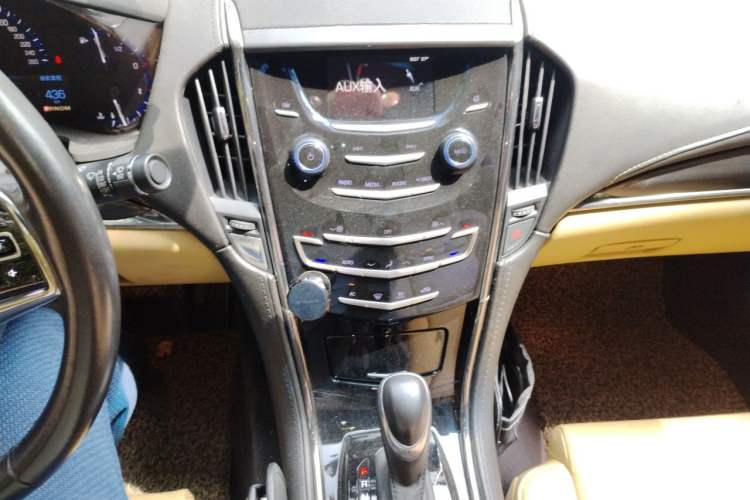 Used Cadillac ATS 2014 28T Comfort Version Audio And AC Panel