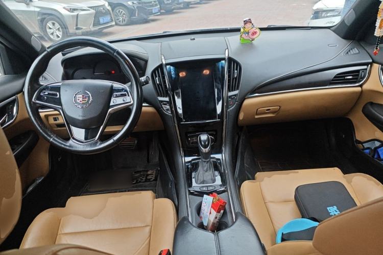 Used Cadillac ATS 2014 28T Comfort Version Center Console
