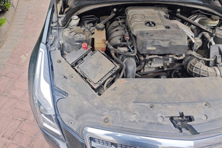 Used Cadillac ATS 2014 28T Comfort Version Engine Bay Right