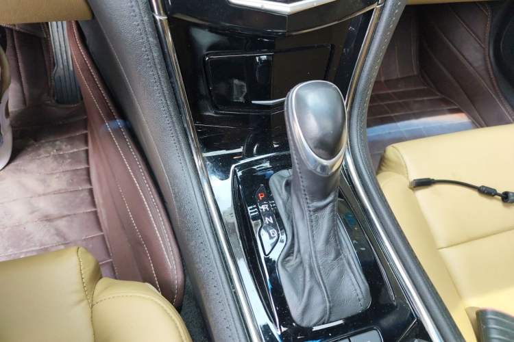 Used Cadillac ATS 2014 28T Elite Edition Gear Lever