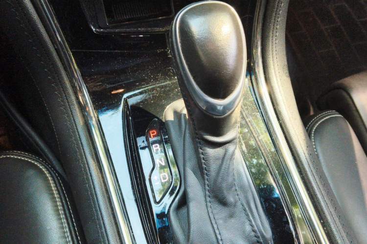 Used Cadillac ATS 2014 28T Leading Model Gear Lever