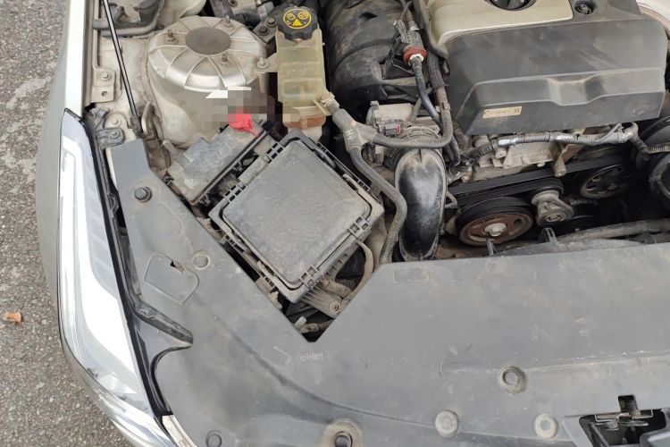 Used Cadillac ATS 2014 28T Comfort Version Engine Bay Right