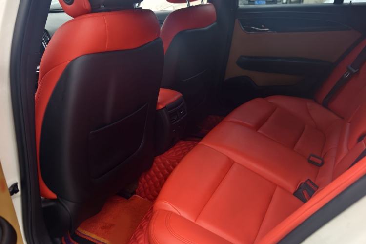 Used Cadillac ATS 2014 28T Comfort Version Interior 2