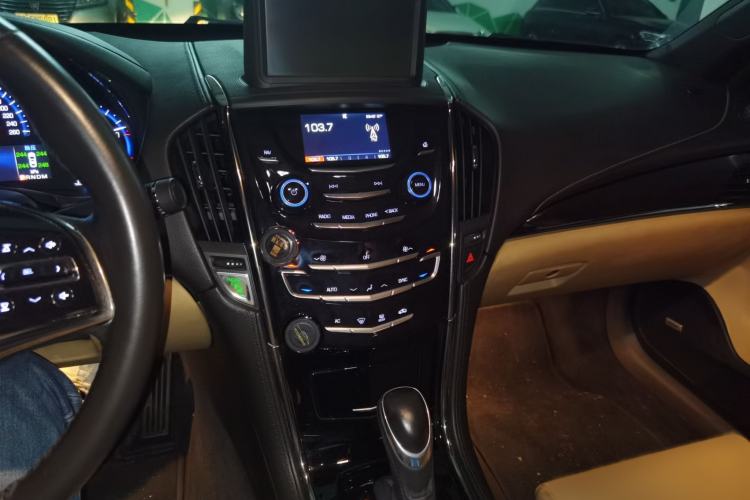Used Cadillac ATS 2014 28T Comfort Version Audio And AC Panel