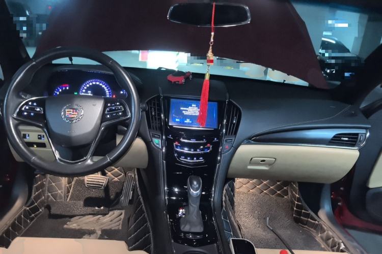 Used Cadillac ATS 2014 28T Comfort Version Center Console