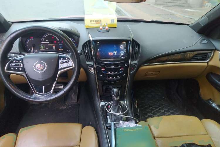 Used Cadillac ATS 2014 28T Luxury Model Center Console