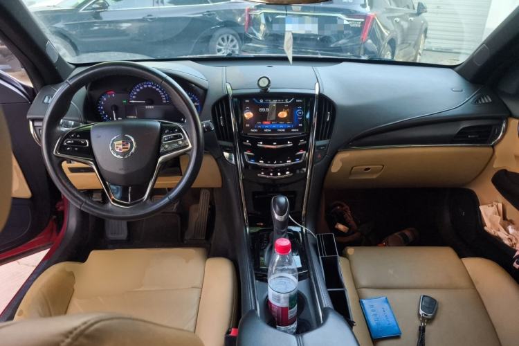 Used Cadillac ATS 2014 28T Comfort Version Center Console