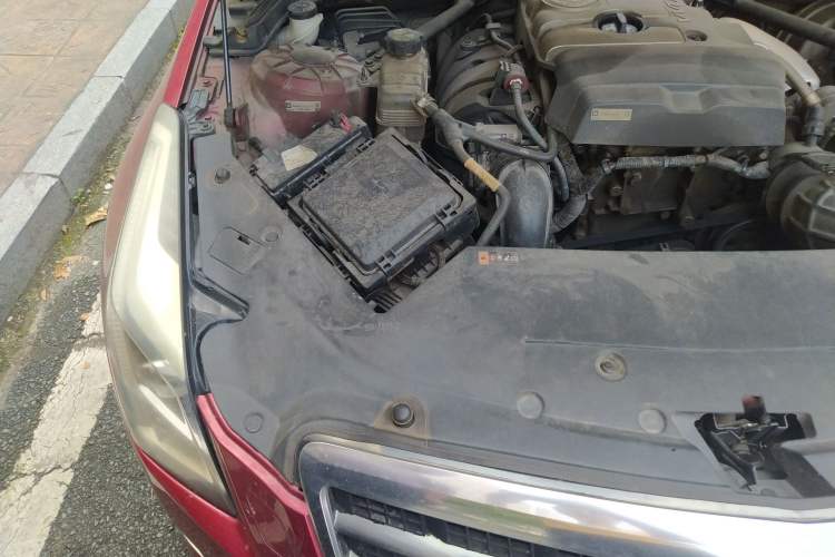 Used Cadillac ATS 2014 28T Luxury Model Engine Bay Right