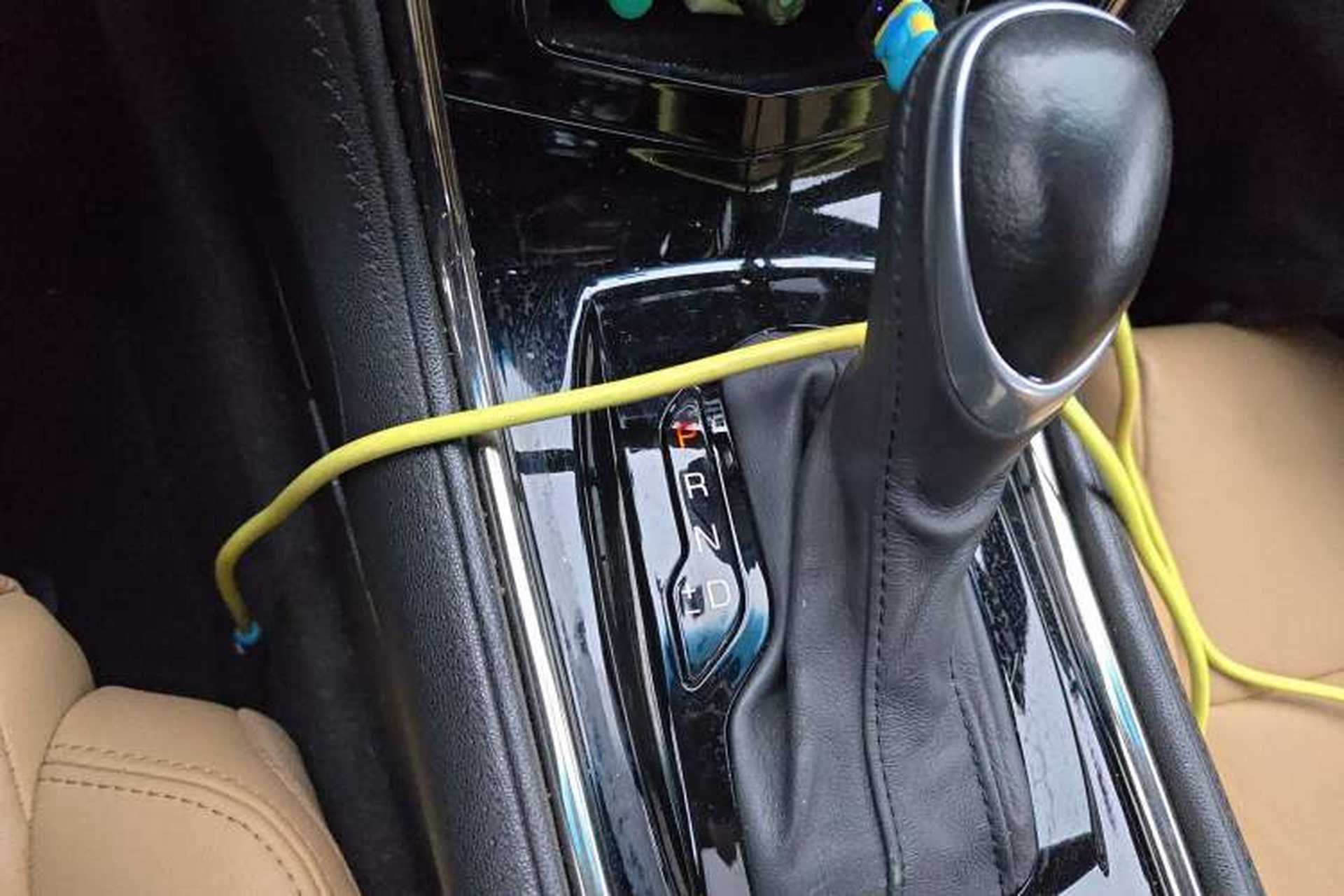 Used Cadillac ATS 2014 28T Elite Edition Gear Lever