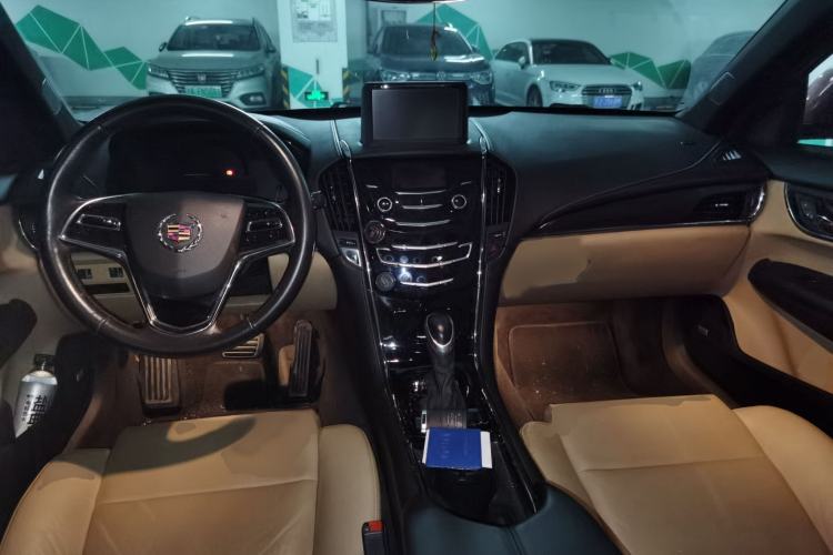 Used Cadillac ATS 2014 28T Comfort Version Interior 2