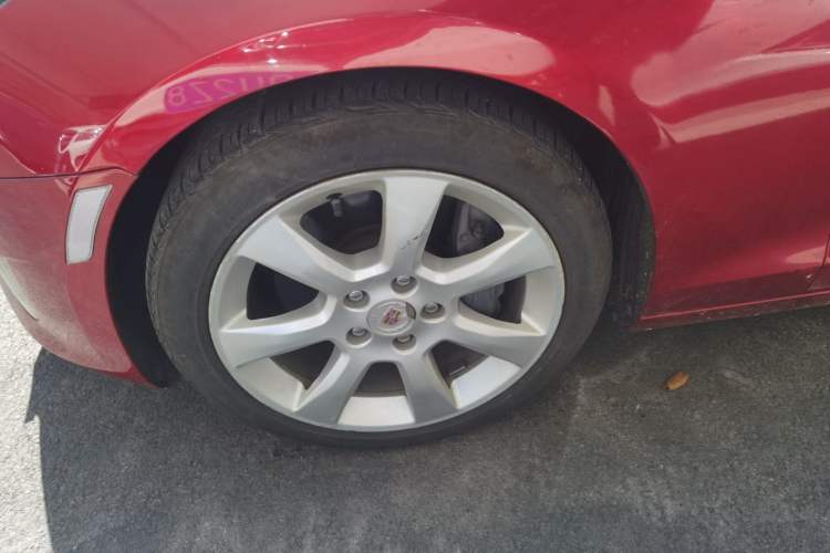 Used Cadillac ATS 2014 28T Elite Edition Left Front Wheel Hub