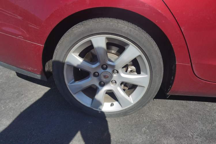 Used Cadillac ATS 2014 28T Elite Edition Right Rear Wheel Hub