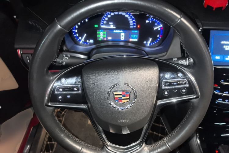 Used Cadillac ATS 2014 28T Comfort Version Steering Wheel