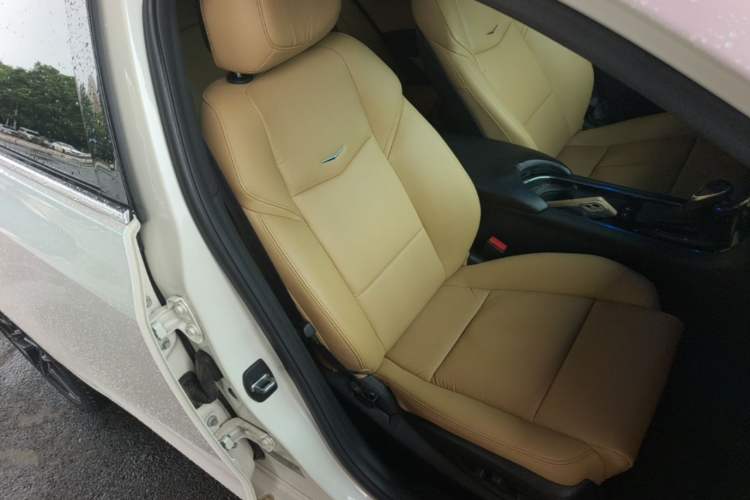 Used Cadillac ATS 2014 28T Comfort Version Right Front Seat