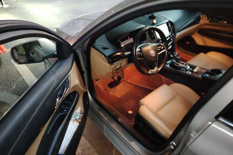 Used Cadillac ATS 2014 28T Comfort Version Driver Seat