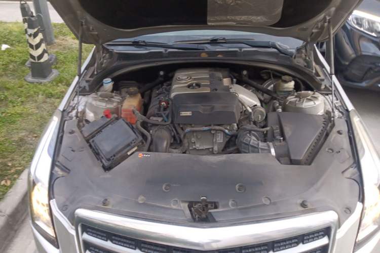 Used Cadillac ATS 2014 28T Comfort Version Engine Bay