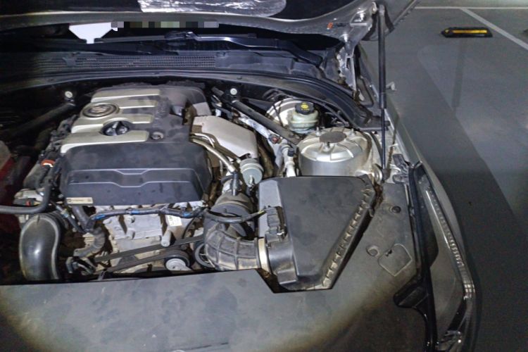 Used Cadillac ATS 2014 28T Luxury Model Engine Bay Left