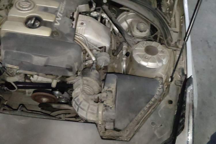 Used Cadillac ATS 2014 28T Comfort Version Engine Bay Left