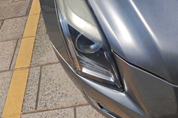 Used Cadillac ATS 2014 28T Elite Edition Right Front Headlight