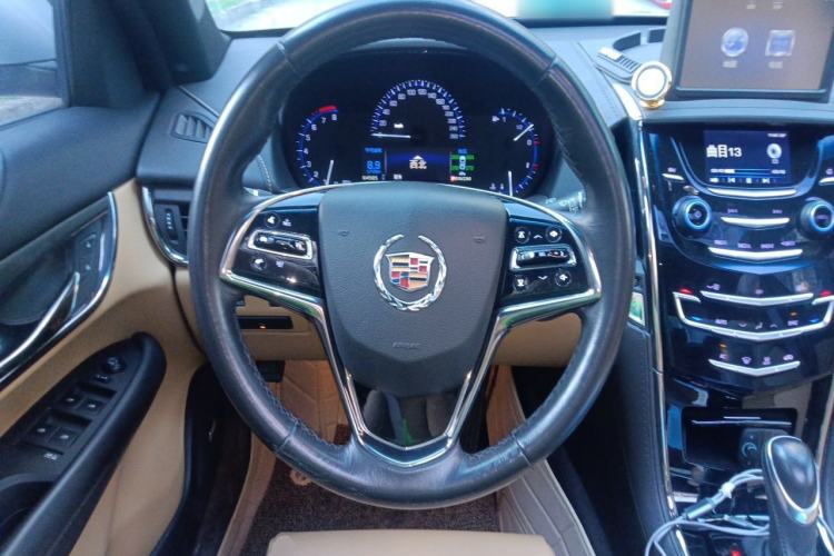 Used Cadillac ATS 2014 28T Comfort Version Steering Wheel