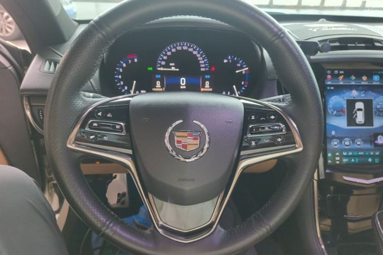 Used Cadillac ATS 2014 28T Comfort Version Steering Wheel
