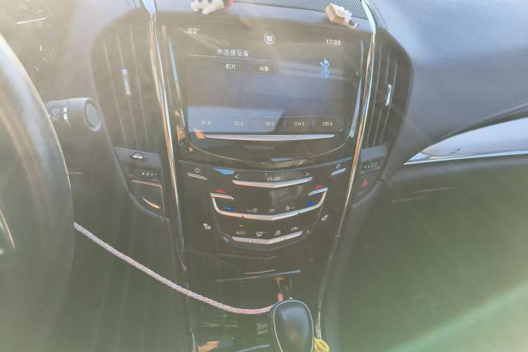 Used Cadillac ATS 2014 28T Leading Model Audio And AC Panel