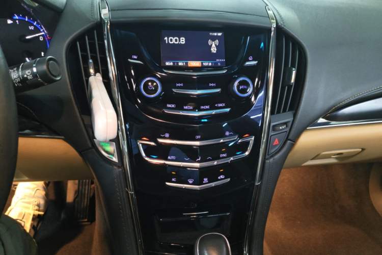 Used Cadillac ATS 2014 28T Comfort Version Audio And AC Panel