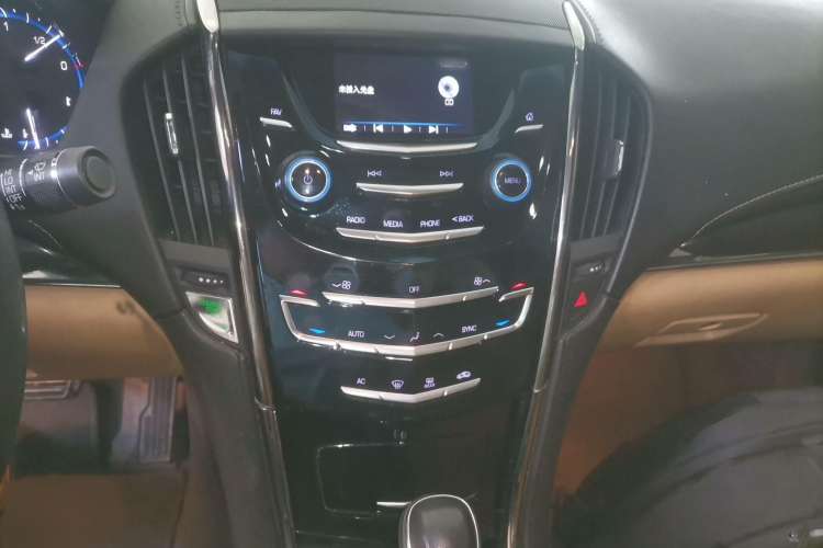 Used Cadillac ATS 2014 28T Comfort Version Audio And AC Panel