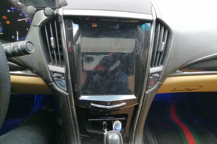 Used Cadillac ATS 2014 28T Comfort Version Audio And AC Panel