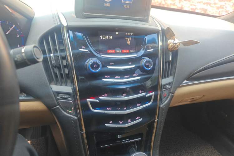 Used Cadillac ATS 2014 28T Comfort Version Audio And AC Panel
