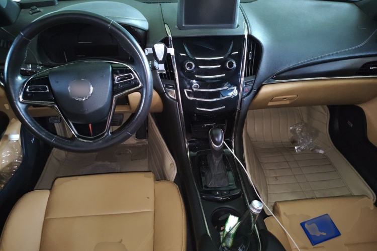 Used Cadillac ATS 2014 28T Comfort Version Center Console