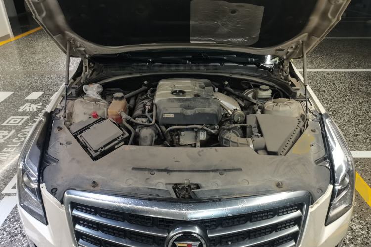 Used Cadillac ATS 2014 28T Comfort Version Engine Bay