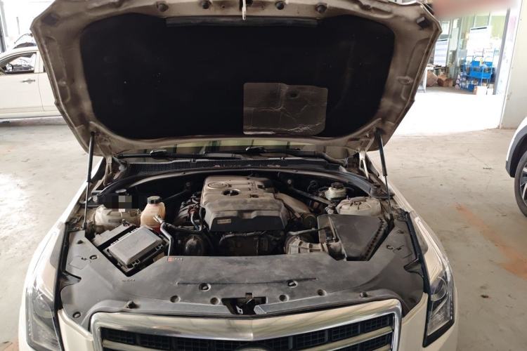 Used Cadillac ATS 2014 28T Comfort Version Engine Bay