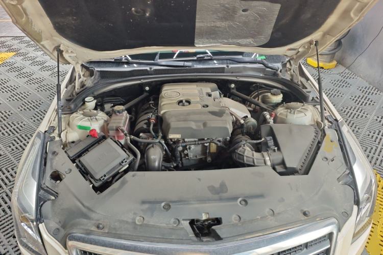 Used Cadillac ATS 2014 28T Elite Edition Engine Bay