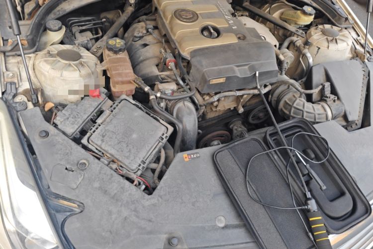 Used Cadillac ATS 2014 28T Comfort Version Engine Bay