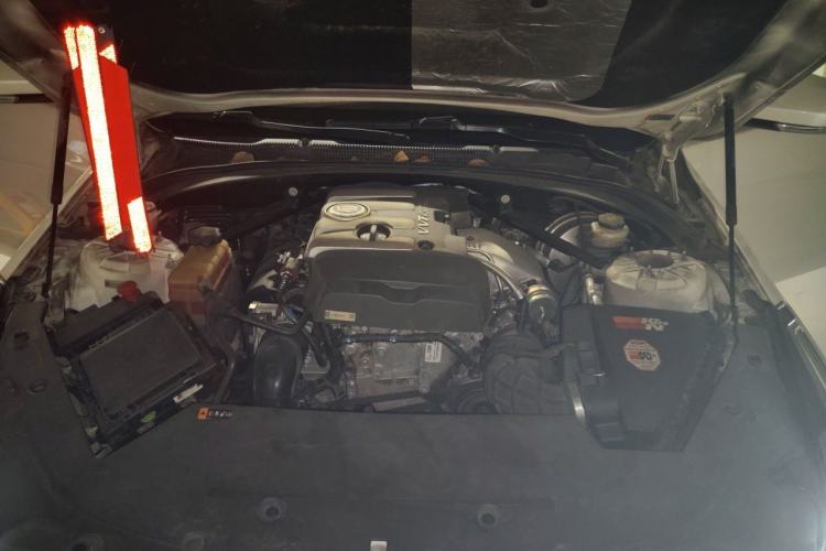 Used Cadillac ATS 2014 28T Comfort Version Engine Bay