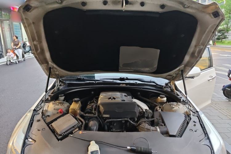 Used Cadillac ATS 2014 28T Comfort Version Engine Bay
