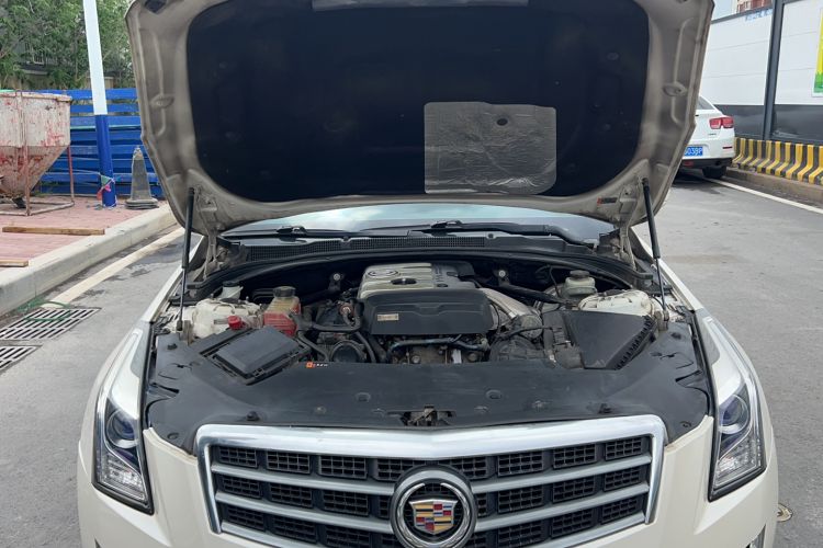 Used Cadillac ATS 2014 28T Comfort Version Engine Bay