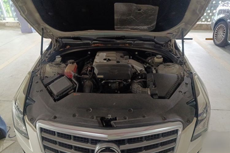 Used Cadillac ATS 2014 28T Elite Edition Engine Bay