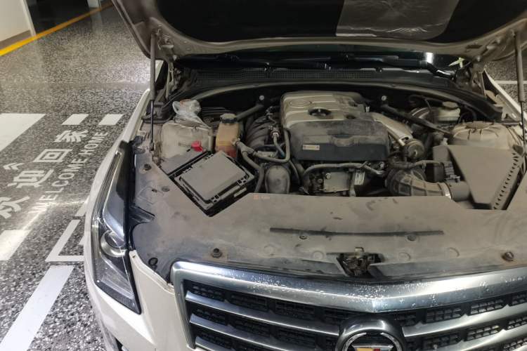 Used Cadillac ATS 2014 28T Comfort Version Engine Bay Right