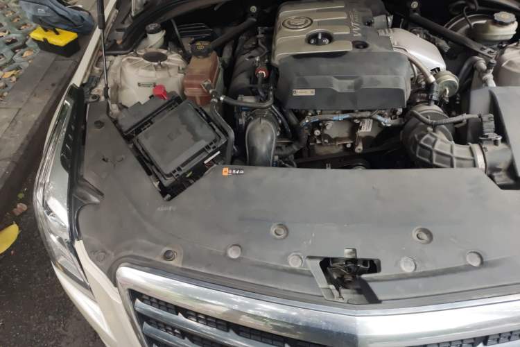 Used Cadillac ATS 2014 28T Elite Edition Engine Bay Right