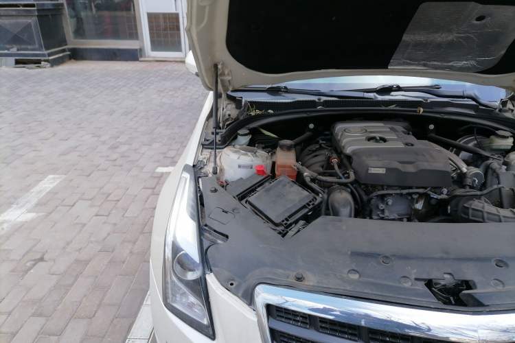 Used Cadillac ATS 2014 28T Comfort Version Engine Bay Right