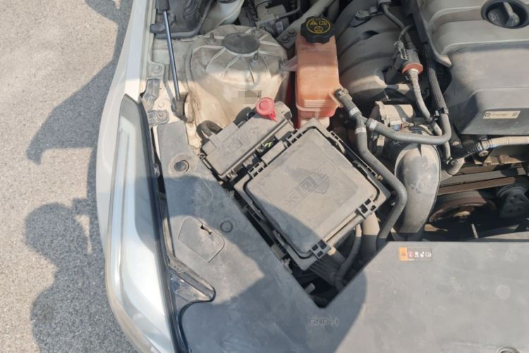 Used Cadillac ATS 2014 28T Elite Edition Engine Bay Right