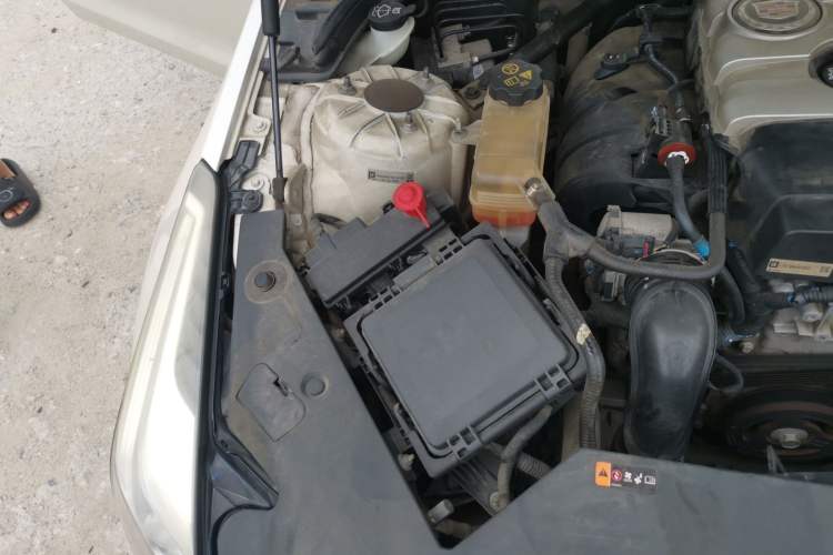 Used Cadillac ATS 2014 28T Elite Edition Engine Bay Right