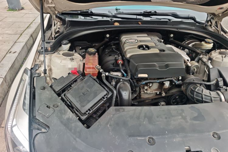 Used Cadillac ATS 2014 28T Luxury Model Engine Bay Right