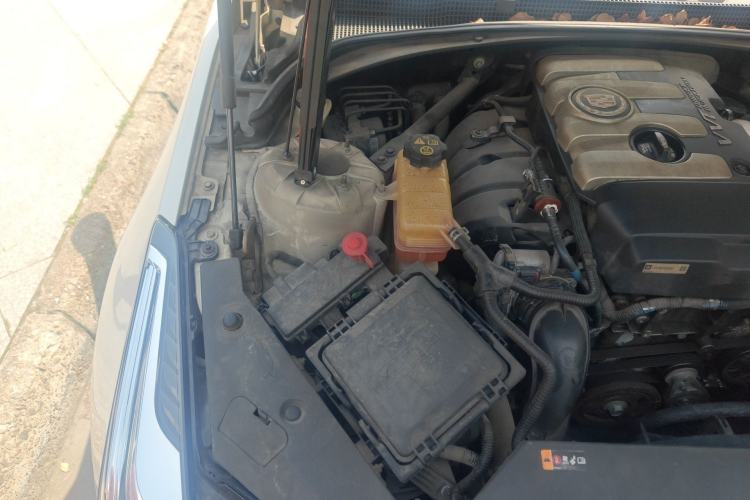 Used Cadillac ATS 2014 28T Comfort Version Engine Bay Right