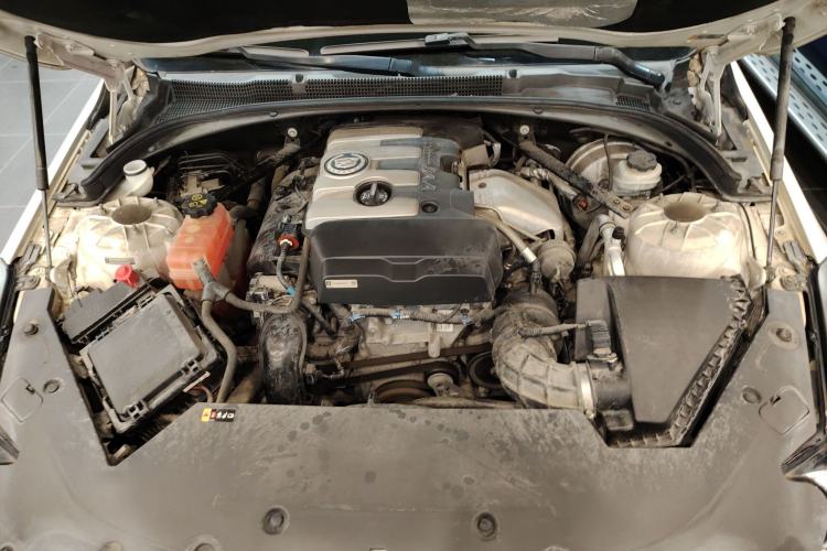 Used Cadillac ATS 2014 28T Comfort Version Engine Bay