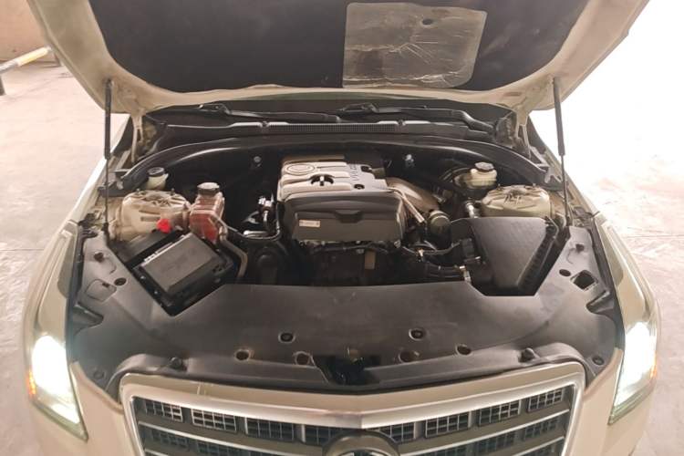 Used Cadillac ATS 2014 28T Elite Edition Engine Bay