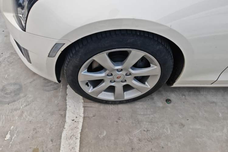 Used Cadillac ATS 2014 28T Comfort Version Exterior 4